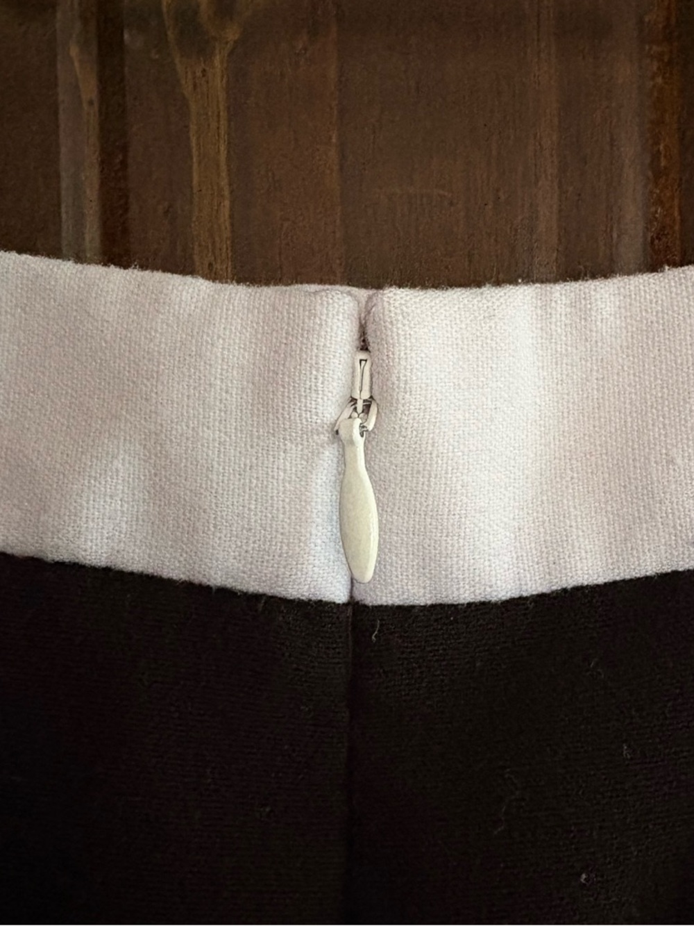 Banana Republic Black Mini Skirt with White Trim - Picture 5 of 10